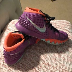 Kyrie 1 Easter